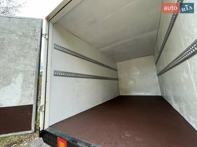 Белый Мерседес Sprinter, объемом двигателя 2.7 л и пробегом 430 тыс. км за 13500 $, фото 62 на Automoto.ua