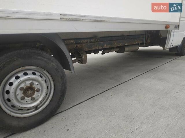 Белый Мерседес Sprinter, объемом двигателя 2.69 л и пробегом 565 тыс. км за 5000 $, фото 13 на Automoto.ua