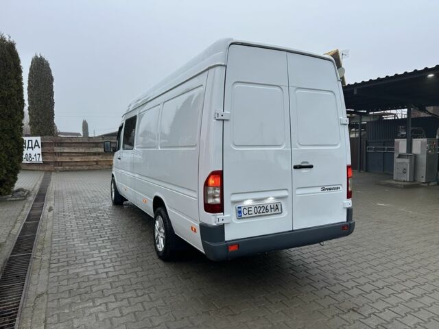 Белый Мерседес Sprinter, объемом двигателя 2.1 л и пробегом 850 тыс. км за 10500 $, фото 9 на Automoto.ua
