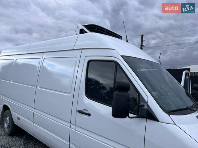 Белый Мерседес Sprinter, объемом двигателя 0 л и пробегом 480 тыс. км за 13900 $, фото 8 на Automoto.ua
