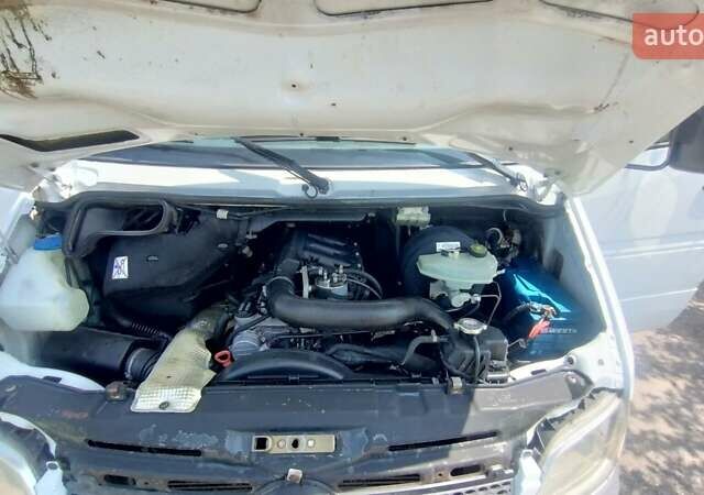 Белый Мерседес Sprinter, объемом двигателя 2.2 л и пробегом 473 тыс. км за 12900 $, фото 18 на Automoto.ua