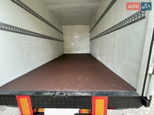Белый Мерседес Sprinter, объемом двигателя 2.7 л и пробегом 430 тыс. км за 13500 $, фото 63 на Automoto.ua