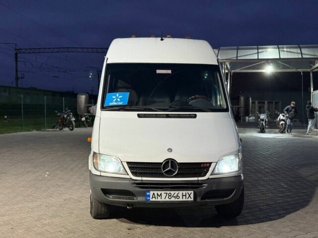 Білий Мерседес Sprinter, об'ємом двигуна 2.2 л та пробігом 670 тис. км за 9500 $, фото 1 на Automoto.ua