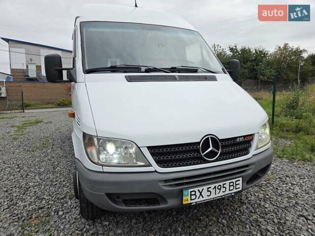 Белый Мерседес Sprinter, объемом двигателя 2.7 л и пробегом 350 тыс. км за 19800 $, фото 4 на Automoto.ua