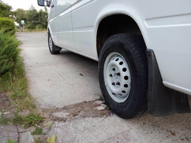 Белый Мерседес Sprinter, объемом двигателя 2.2 л и пробегом 463 тыс. км за 7600 $, фото 7 на Automoto.ua