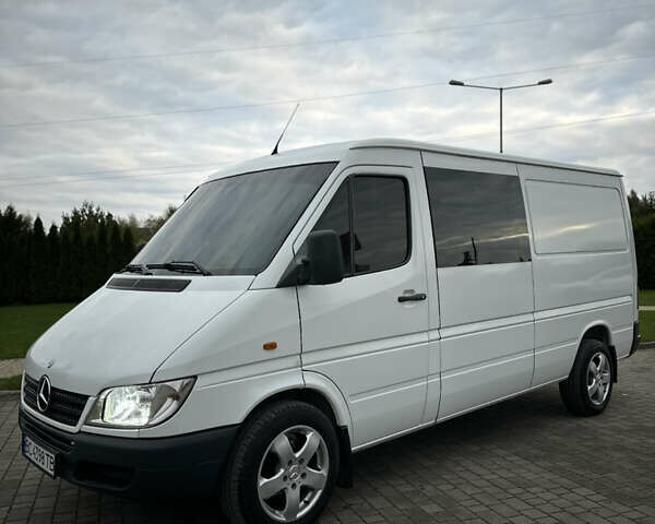 Белый Мерседес Sprinter, объемом двигателя 2.2 л и пробегом 370 тыс. км за 8300 $, фото 15 на Automoto.ua