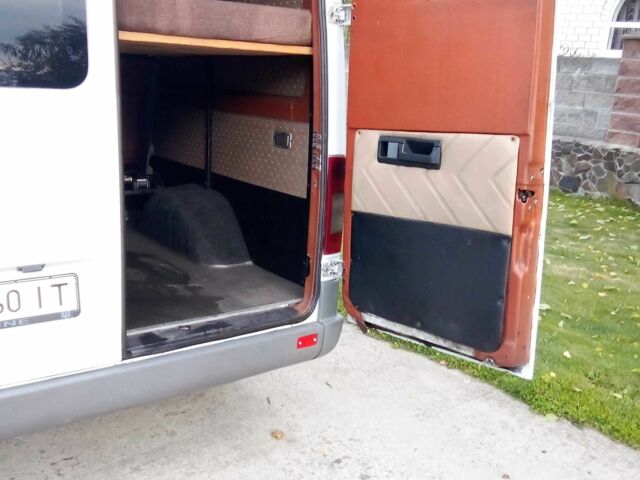 Белый Мерседес Sprinter, объемом двигателя 2.2 л и пробегом 463 тыс. км за 7600 $, фото 15 на Automoto.ua