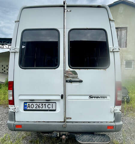 Білий Мерседес Sprinter, об'ємом двигуна 2.15 л та пробігом 449 тис. км за 9499 $, фото 8 на Automoto.ua