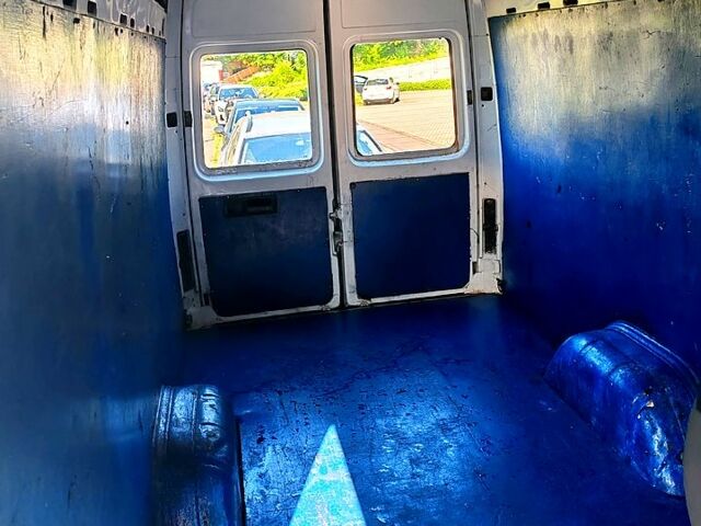 Білий Мерседес Sprinter, об'ємом двигуна 2.2 л та пробігом 600 тис. км за 8670 $, фото 5 на Automoto.ua