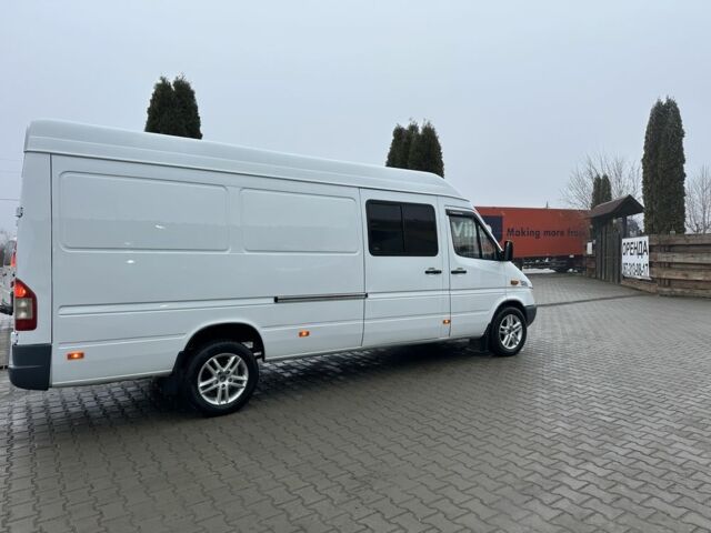 Белый Мерседес Sprinter, объемом двигателя 2.1 л и пробегом 850 тыс. км за 10500 $, фото 5 на Automoto.ua