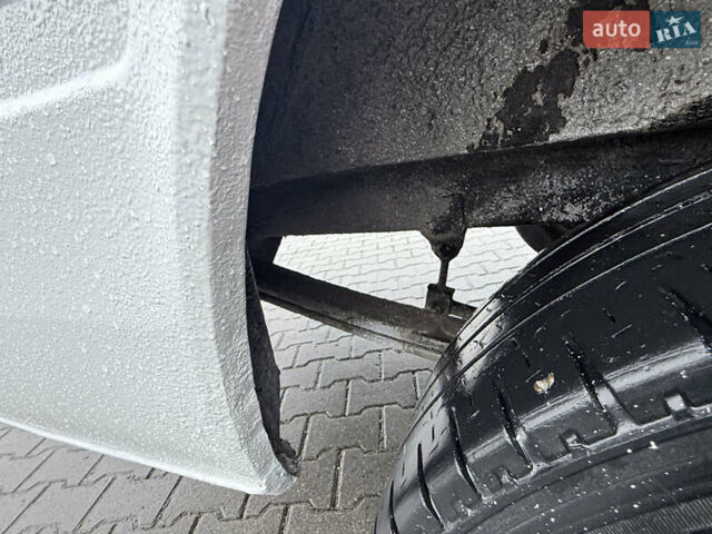 Белый Мерседес Sprinter, объемом двигателя 2.15 л и пробегом 450 тыс. км за 7499 $, фото 10 на Automoto.ua