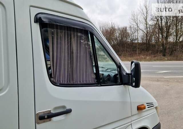 Білий Мерседес Sprinter, об'ємом двигуна 2.2 л та пробігом 420 тис. км за 9900 $, фото 8 на Automoto.ua