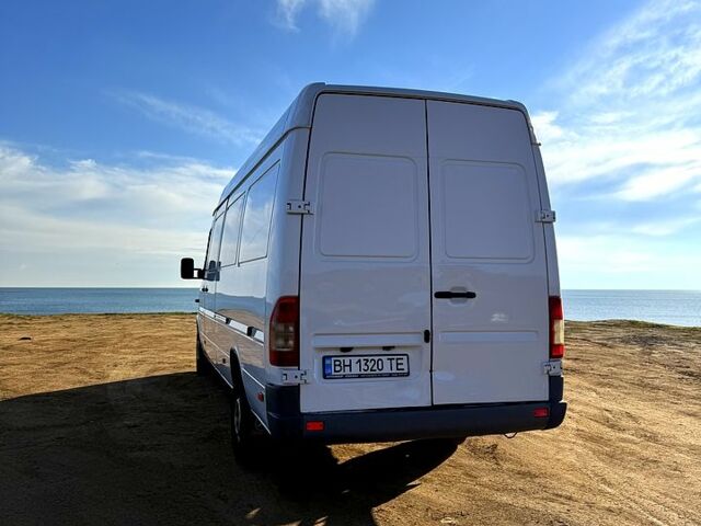 Білий Мерседес Sprinter, об'ємом двигуна 2.2 л та пробігом 415 тис. км за 9500 $, фото 6 на Automoto.ua