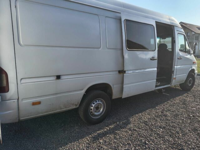 Білий Мерседес Sprinter, об'ємом двигуна 2.7 л та пробігом 111 тис. км за 7800 $, фото 5 на Automoto.ua