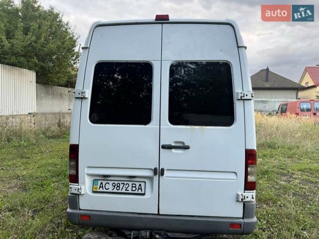 Белый Мерседес Sprinter, объемом двигателя 2.2 л и пробегом 388 тыс. км за 9700 $, фото 7 на Automoto.ua