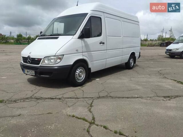 Белый Мерседес Sprinter, объемом двигателя 0 л и пробегом 298 тыс. км за 17500 $, фото 11 на Automoto.ua