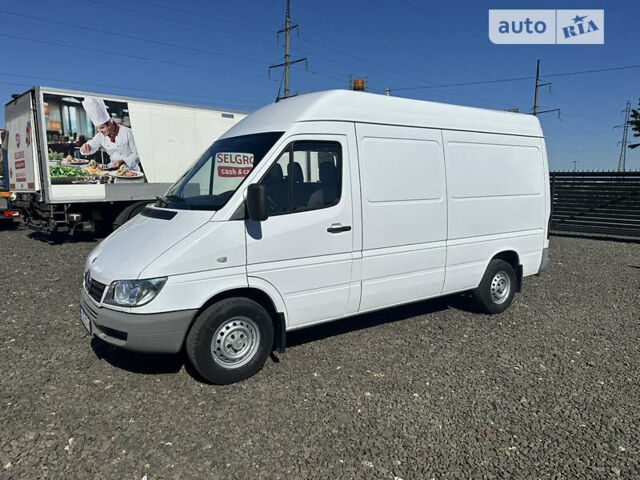 Білий Мерседес Sprinter, об'ємом двигуна 0 л та пробігом 139 тис. км за 11990 $, фото 4 на Automoto.ua