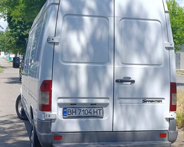 Білий Мерседес Sprinter, об'ємом двигуна 2.1 л та пробігом 740 тис. км за 8000 $, фото 2 на Automoto.ua
