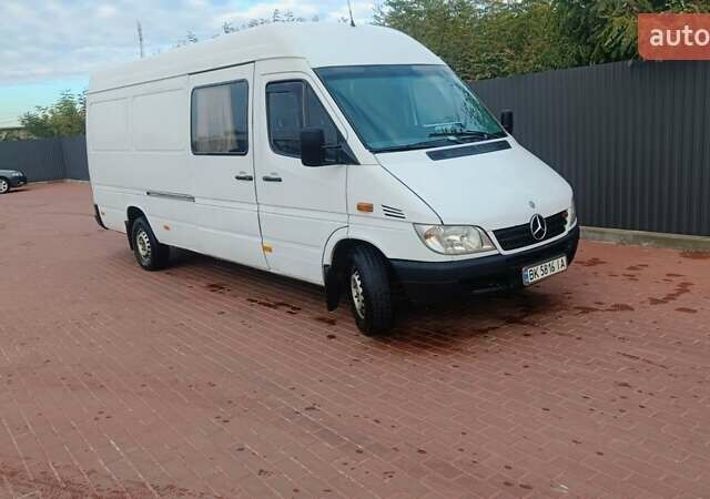 Білий Мерседес Sprinter, об'ємом двигуна 2.69 л та пробігом 630 тис. км за 9500 $, фото 3 на Automoto.ua