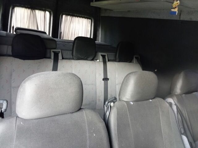 Білий Мерседес Sprinter, об'ємом двигуна 2.1 л та пробігом 500 тис. км за 8000 $, фото 5 на Automoto.ua