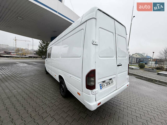 Белый Мерседес Sprinter, объемом двигателя 2.15 л и пробегом 480 тыс. км за 7400 $, фото 13 на Automoto.ua