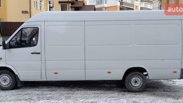 Белый Мерседес Sprinter, объемом двигателя 2.7 л и пробегом 500 тыс. км за 10900 $, фото 12 на Automoto.ua