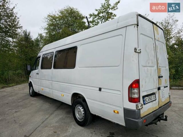 Белый Мерседес Sprinter, объемом двигателя 2.1 л и пробегом 656 тыс. км за 6500 $, фото 8 на Automoto.ua