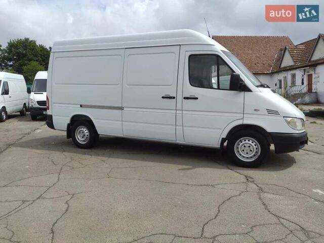 Белый Мерседес Sprinter, объемом двигателя 0 л и пробегом 298 тыс. км за 17500 $, фото 45 на Automoto.ua
