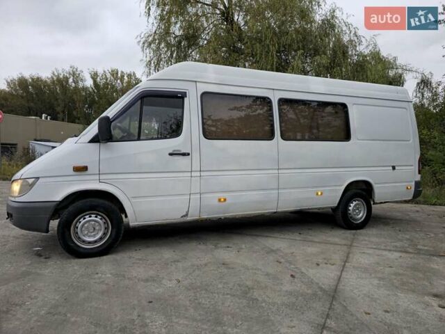 Белый Мерседес Sprinter, объемом двигателя 2.1 л и пробегом 656 тыс. км за 6500 $, фото 6 на Automoto.ua