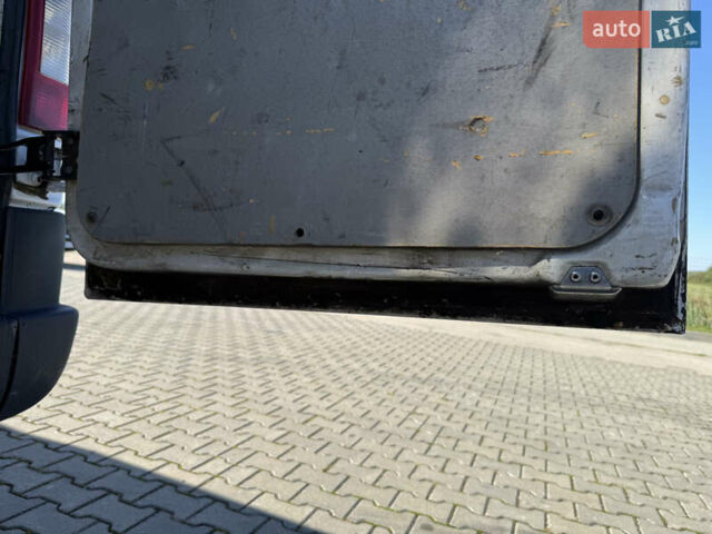 Белый Мерседес Sprinter, объемом двигателя 2.7 л и пробегом 450 тыс. км за 17000 $, фото 35 на Automoto.ua