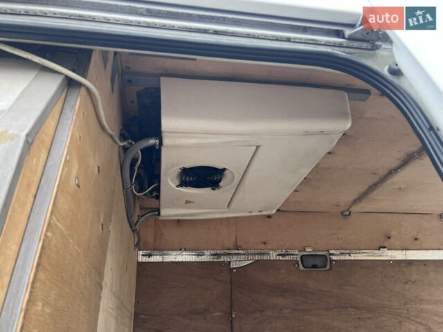 Белый Мерседес Sprinter, объемом двигателя 0 л и пробегом 480 тыс. км за 13900 $, фото 16 на Automoto.ua