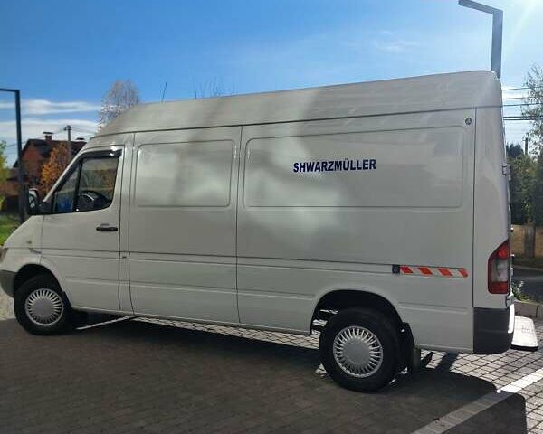 Белый Мерседес Sprinter, объемом двигателя 0 л и пробегом 375 тыс. км за 10000 $, фото 15 на Automoto.ua
