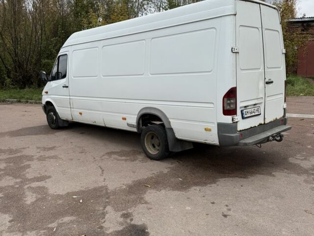 Білий Мерседес Sprinter, об'ємом двигуна 2.7 л та пробігом 815 тис. км за 11200 $, фото 2 на Automoto.ua