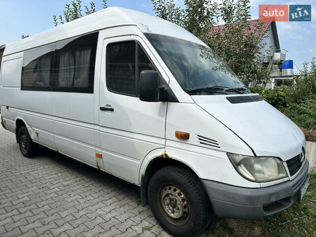 Белый Мерседес Sprinter, объемом двигателя 2.15 л и пробегом 450 тыс. км за 9500 $, фото 11 на Automoto.ua