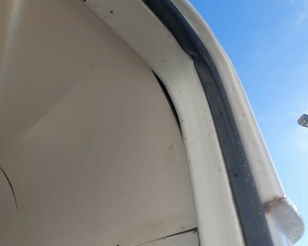 Белый Мерседес Sprinter, объемом двигателя 0 л и пробегом 375 тыс. км за 10000 $, фото 52 на Automoto.ua