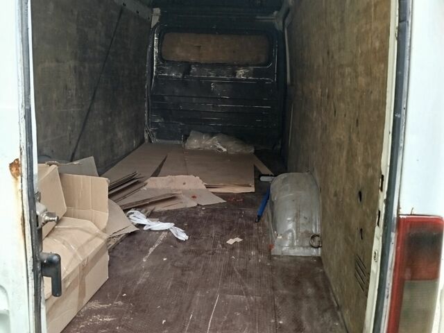 Білий Мерседес Sprinter, об'ємом двигуна 2.1 л та пробігом 431 тис. км за 8700 $, фото 4 на Automoto.ua