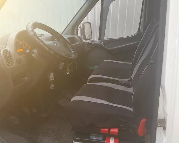 Білий Мерседес Sprinter, об'ємом двигуна 2.7 л та пробігом 530 тис. км за 12650 $, фото 28 на Automoto.ua