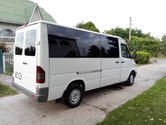 Белый Мерседес Sprinter, объемом двигателя 2.2 л и пробегом 463 тыс. км за 7600 $, фото 9 на Automoto.ua