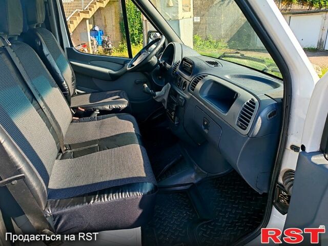 Білий Мерседес Sprinter, об'ємом двигуна 2.2 л та пробігом 600 тис. км за 8670 $, фото 3 на Automoto.ua