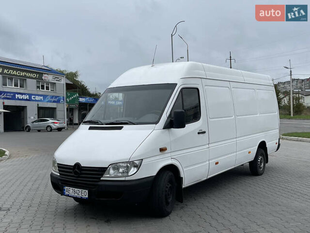 Білий Мерседес Sprinter, об'ємом двигуна 2.2 л та пробігом 555 тис. км за 10999 $, фото 1 на Automoto.ua