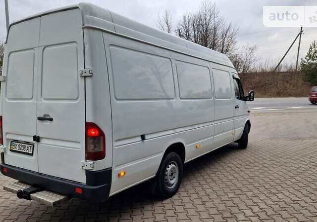 Білий Мерседес Sprinter, об'ємом двигуна 2.2 л та пробігом 420 тис. км за 9900 $, фото 19 на Automoto.ua