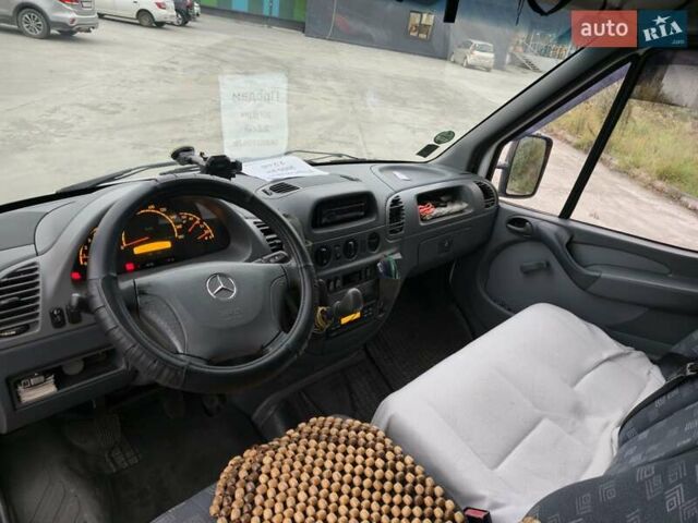 Белый Мерседес Sprinter, объемом двигателя 2.1 л и пробегом 656 тыс. км за 6500 $, фото 15 на Automoto.ua