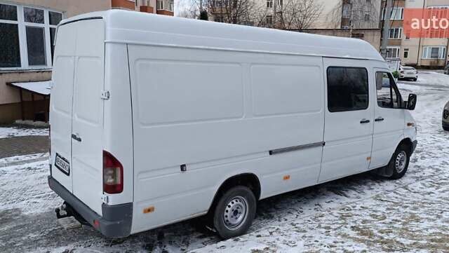 Белый Мерседес Sprinter, объемом двигателя 2.7 л и пробегом 500 тыс. км за 10900 $, фото 7 на Automoto.ua