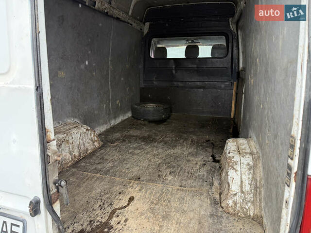Білий Мерседес Sprinter, об'ємом двигуна 2.2 л та пробігом 418 тис. км за 5500 $, фото 10 на Automoto.ua