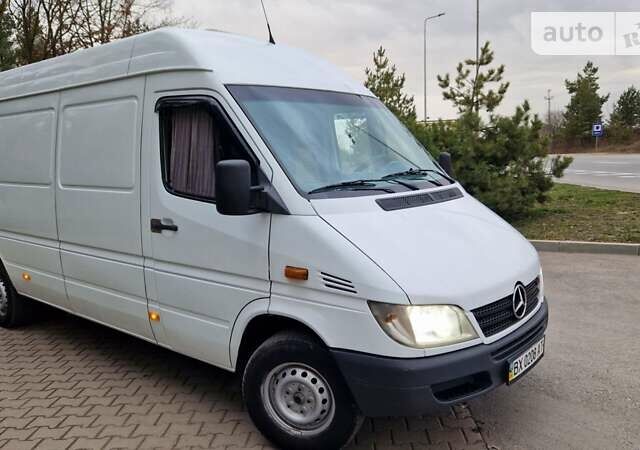 Білий Мерседес Sprinter, об'ємом двигуна 2.2 л та пробігом 420 тис. км за 9900 $, фото 4 на Automoto.ua