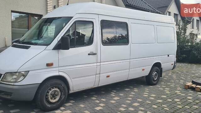 Білий Мерседес Sprinter, об'ємом двигуна 2.7 л та пробігом 100 тис. км за 8000 $, фото 4 на Automoto.ua