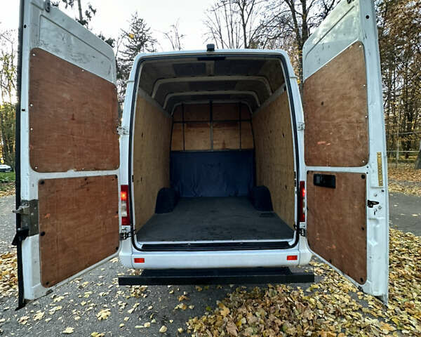 Белый Мерседес Sprinter, объемом двигателя 2.7 л и пробегом 200 тыс. км за 13900 $, фото 24 на Automoto.ua
