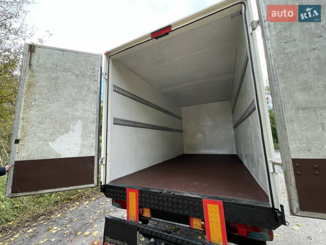 Белый Мерседес Sprinter, объемом двигателя 2.7 л и пробегом 430 тыс. км за 13500 $, фото 61 на Automoto.ua