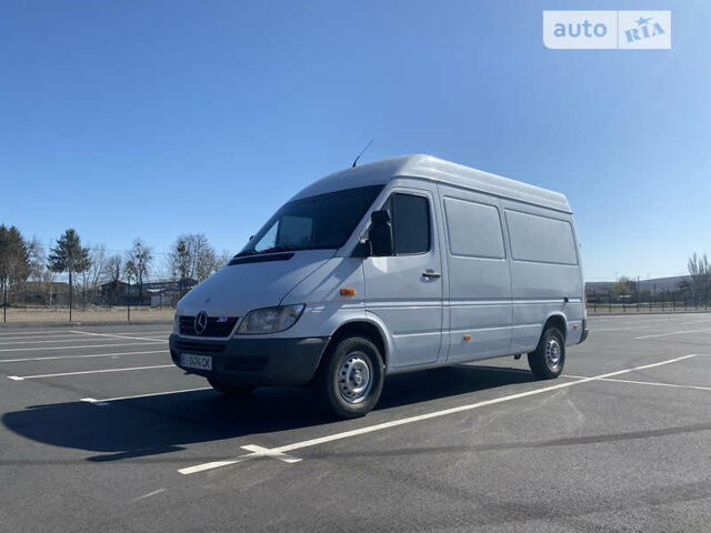 Білий Мерседес Sprinter, об'ємом двигуна 0 л та пробігом 352 тис. км за 10600 $, фото 7 на Automoto.ua