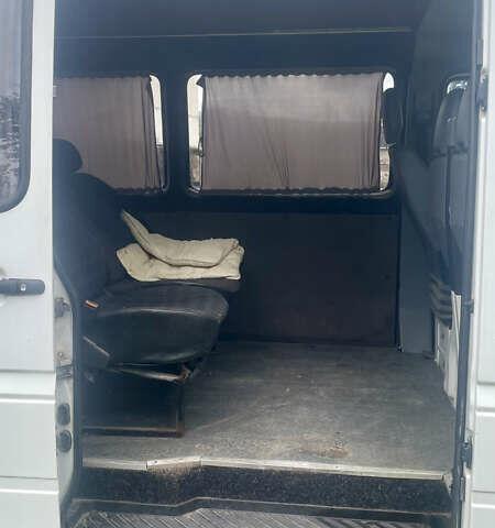 Білий Мерседес Sprinter, об'ємом двигуна 2.15 л та пробігом 449 тис. км за 9499 $, фото 9 на Automoto.ua